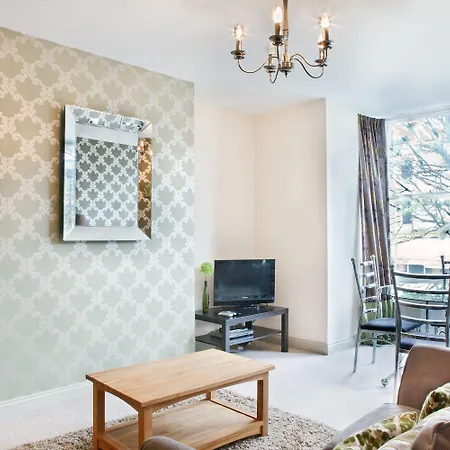 Boutique - Self Contained