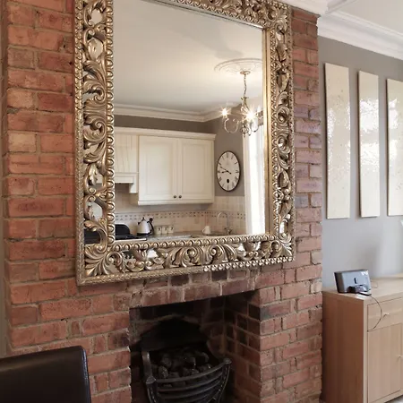 Boutique - Self Contained *