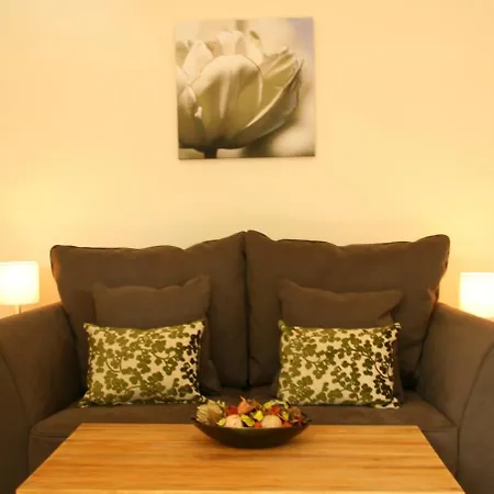 Boutique - Self Contained *